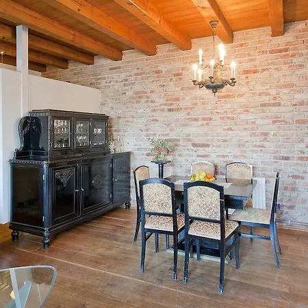 Tangerine Вилла Вис