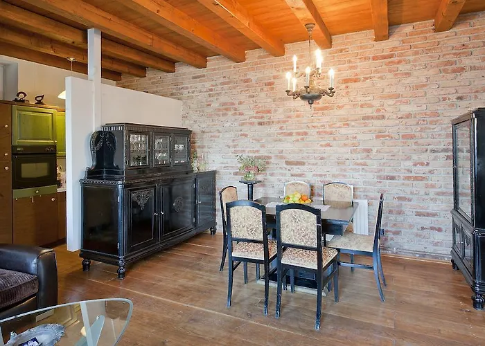 Tangerine Vis Vila Vis