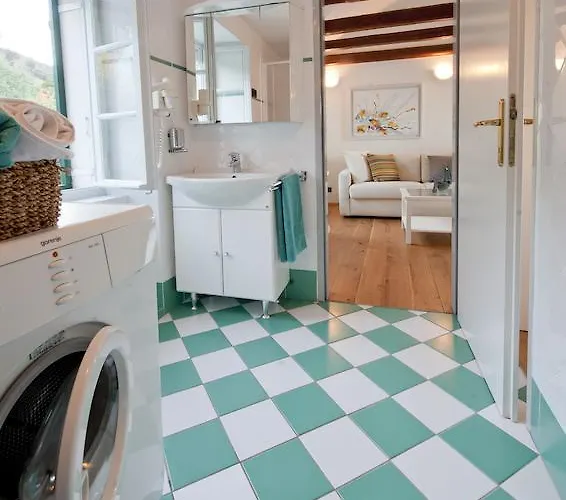 Vila Tangerine Vis *